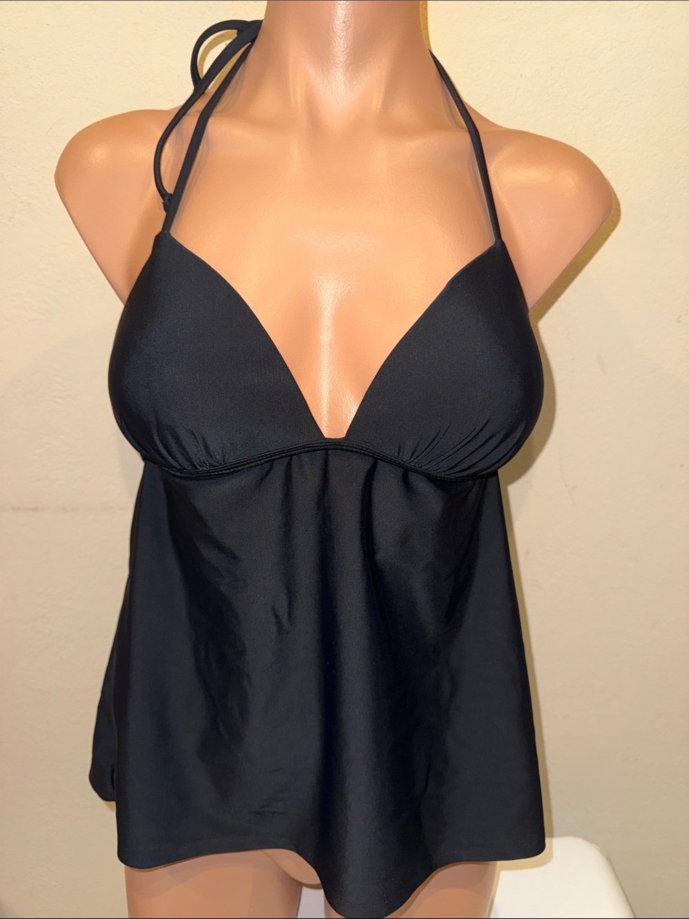 NWT Hula Honey Tankini top size M push up